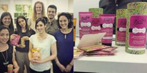 Parte del equipo Adonia durante la visita y formación de Lady Green