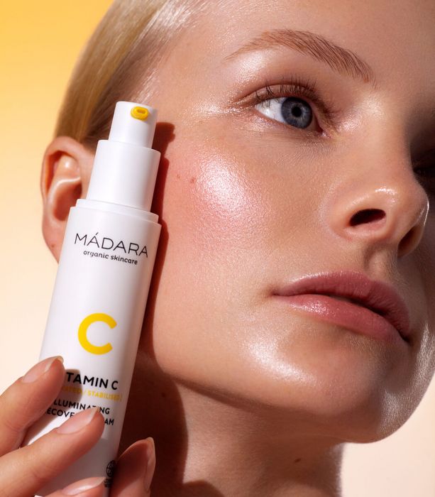 Crema con vitamina C estabilizada de la marca Mádara Cosmetics