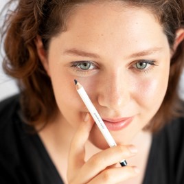 Lápiz de Ojos con Jojoba Opal de Ere Perez 1,1gr.
